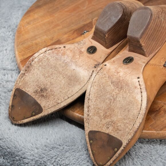 FRYE Reina Sandy Nubuck Western Inspired Booties Womens Size 7.5 M - Picture 9 of 9